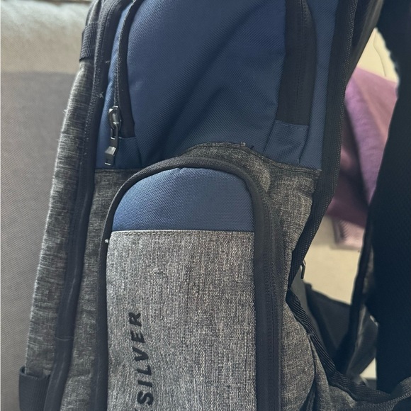 Quicksilver multi pocket backpack - Picture 3 of 10
